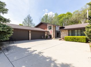 15513 Twin Lakes Dr, Homer Glen, IL 60491