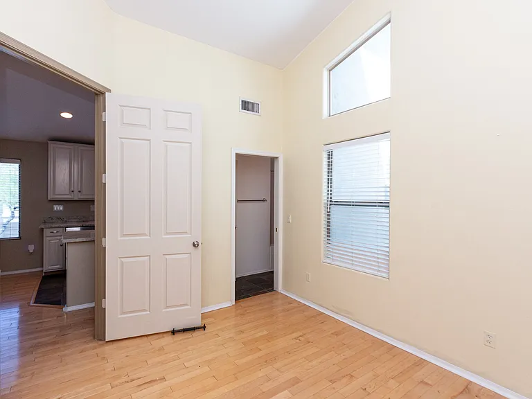 7502 E Earll Dr #5 — Photo 17