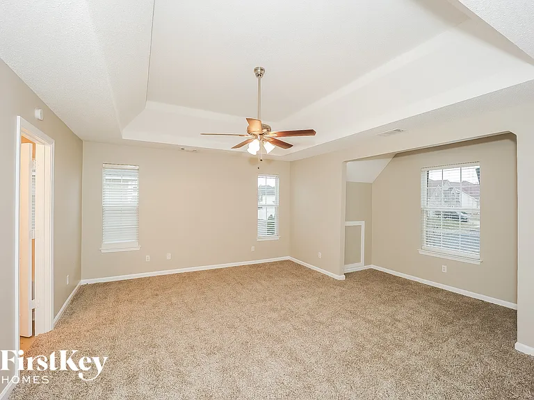 980 Brisley Cir — Photo 8