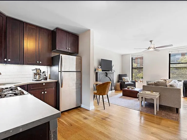 214 Grand St #2 — Photo 8