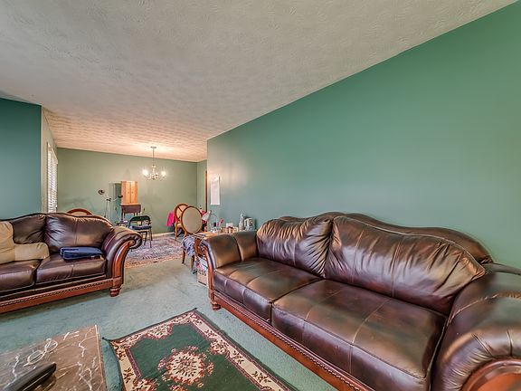 4th image of 3103 Cleethorpes Dr