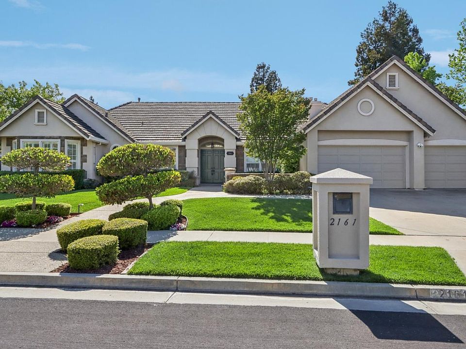 1st image of 2161 Shadow Ridge Way