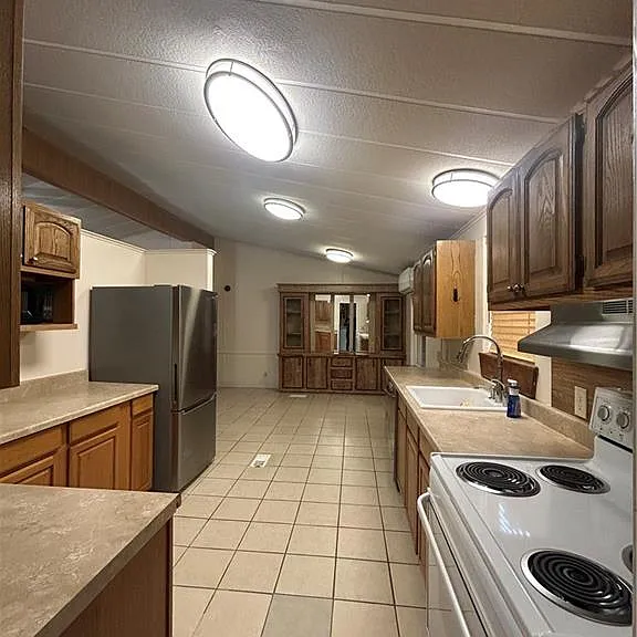 1205 Maple Ave — Photo 10