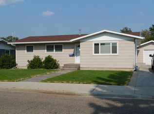 1508 1st Ave E, Williston, ND 58801