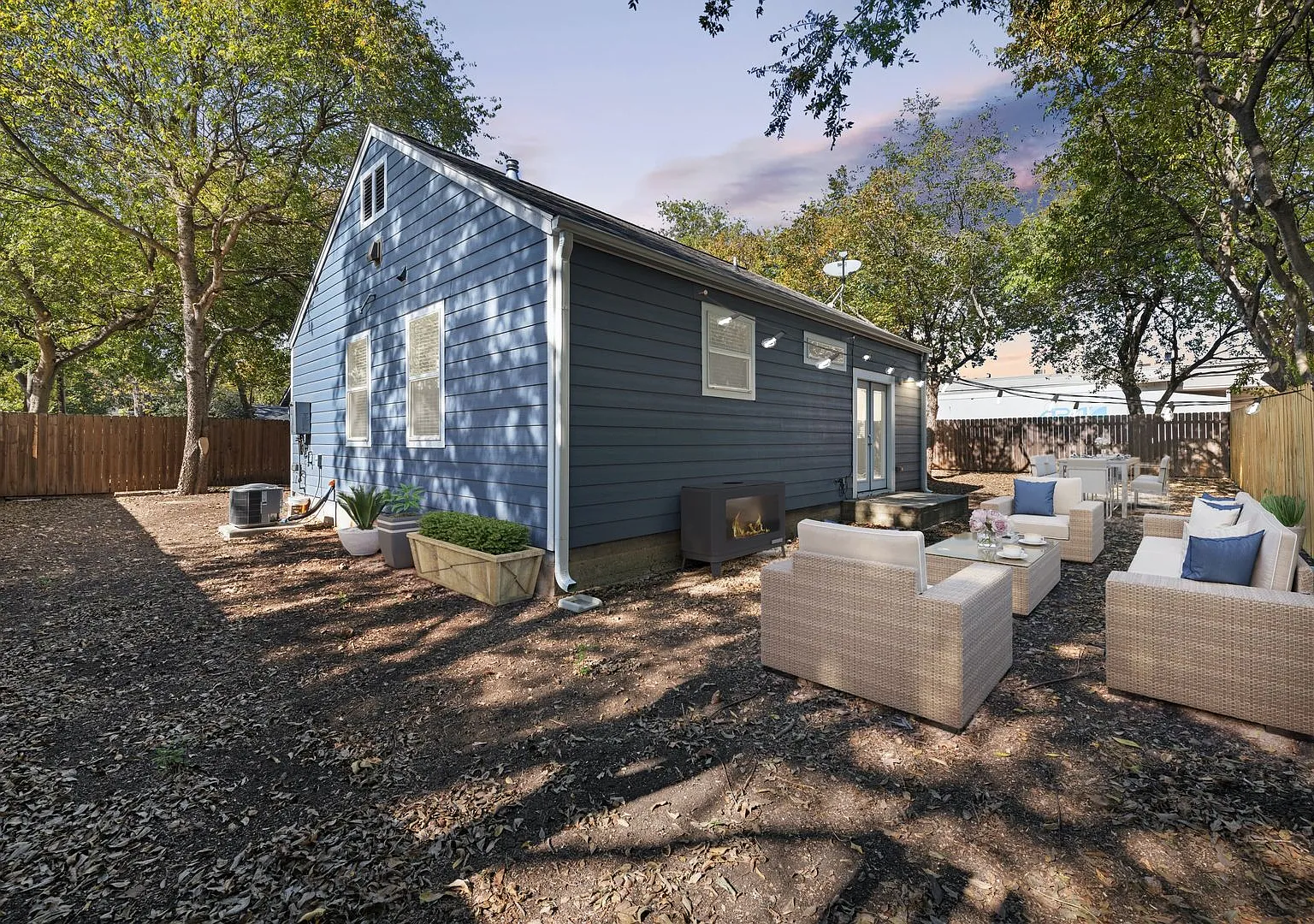 4415 Clawson Rd — Photo 3