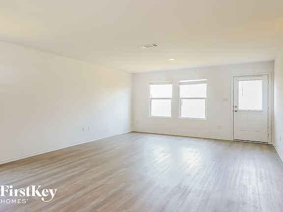 5th image of 6531 Scarecrow Way
