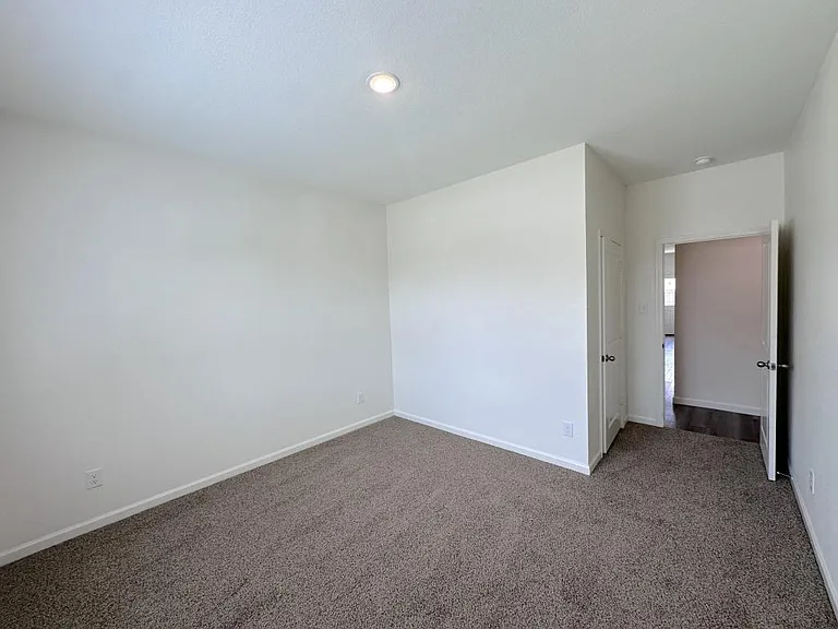 1640 Hossler Trl — Photo 11