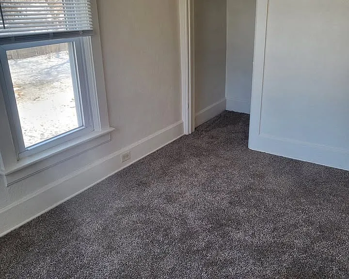 1027 E Main St — Photo 7