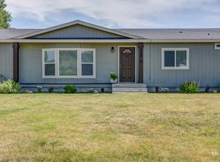 22990 Huckleberry Ln, Middleton, ID 83644