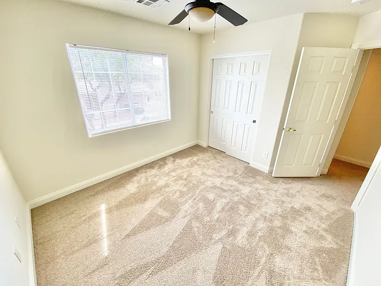 1750 Dark Wolf Ave — Photo 16