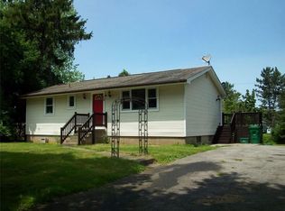 79 Manordale Ln, Rochester, NY 14623