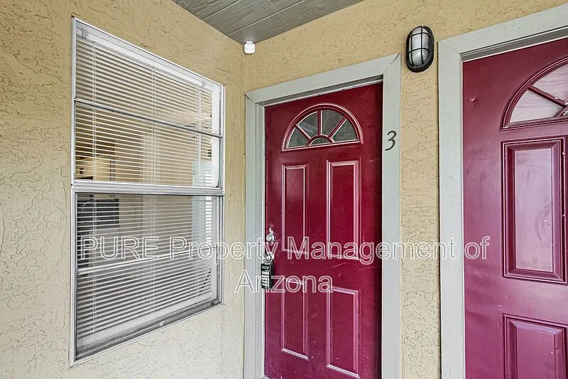 Building Photo - 234 E Ruth Ave #3