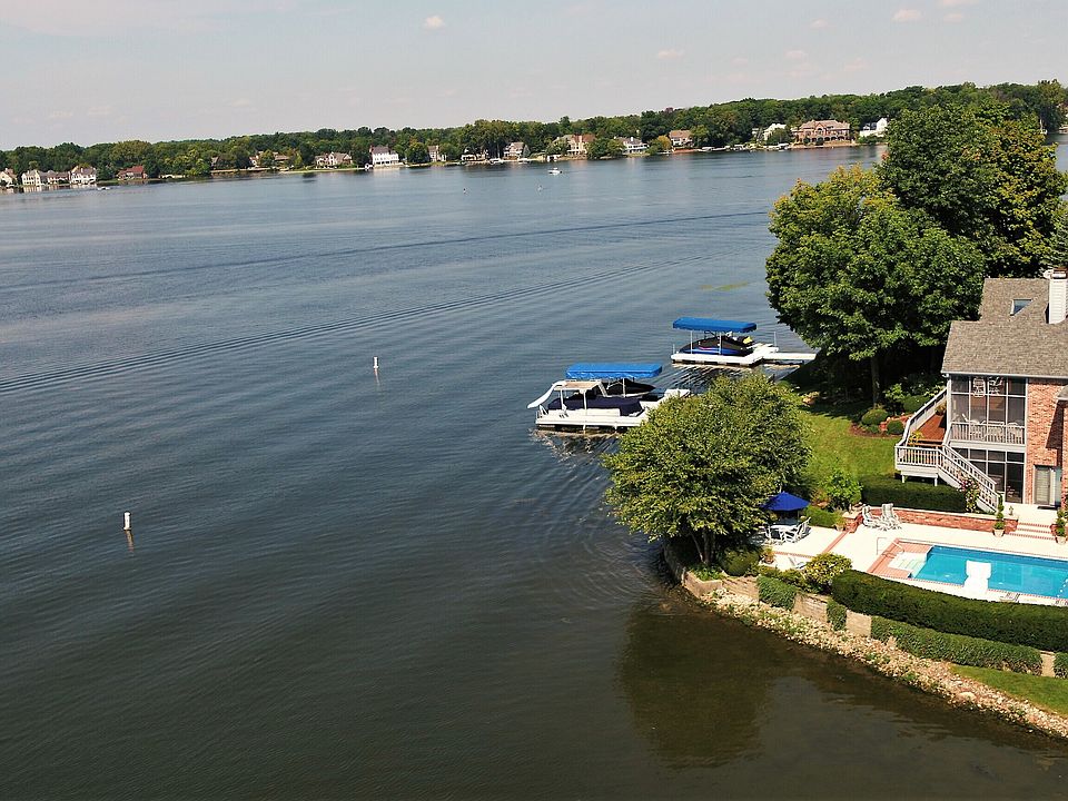 2nd image of 11921 Promontory Ct