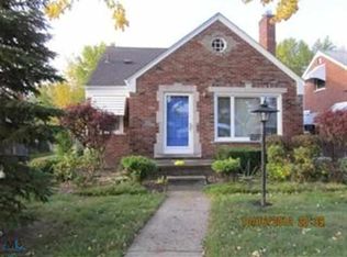 19926 Woodmont St, Harper Woods, MI 48225