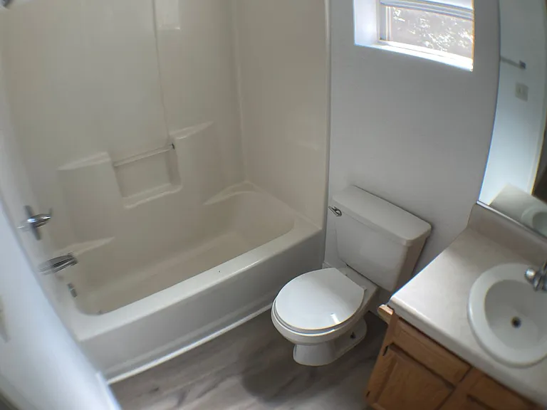 2115 N West St — Photo 26