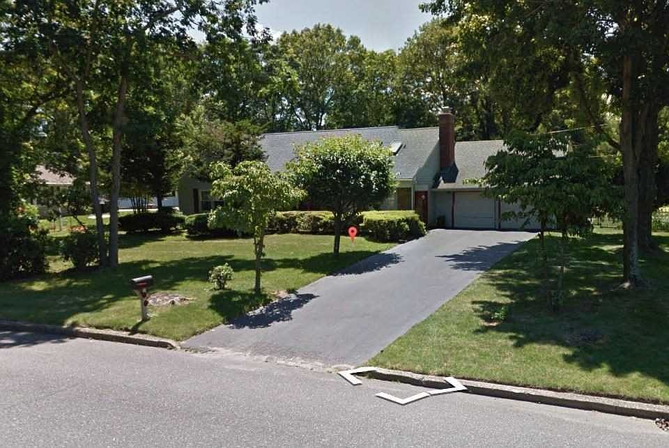 1st image of 174 Sycamore Cir