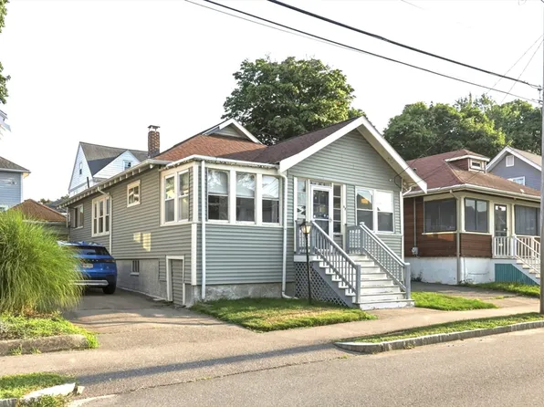 87 Edwin St, Quincy, MA 02171
