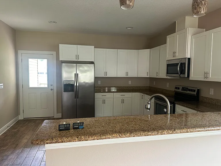 2273 Palo Alto St — Photo 24