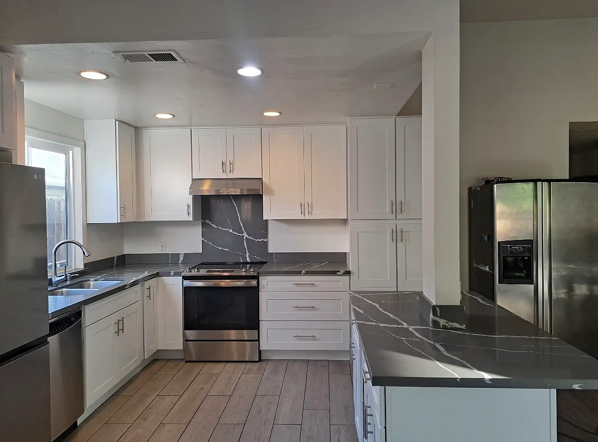 4 bed, 1543 sqft, $2,650 — Photo 2