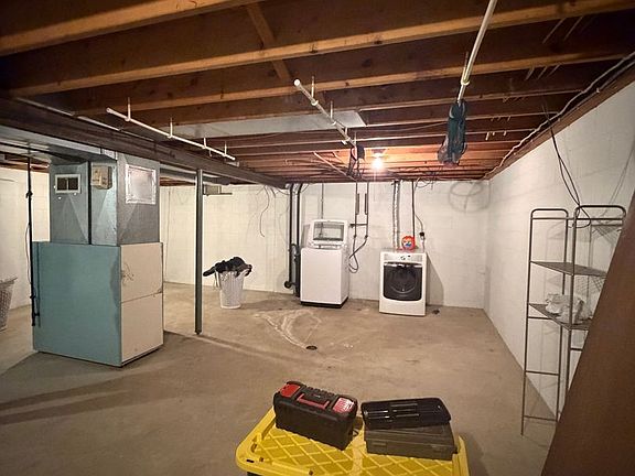 2nd image of 102 S Midpark Dr #102