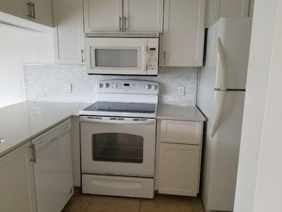 1023 The Pointe Dr, West Palm Beach, FL, 33409