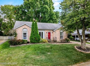 3806 Riveroaks Ln, Louisville, KY 40241