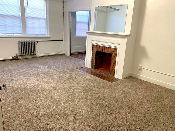 2nd image of 615 S Center St #108