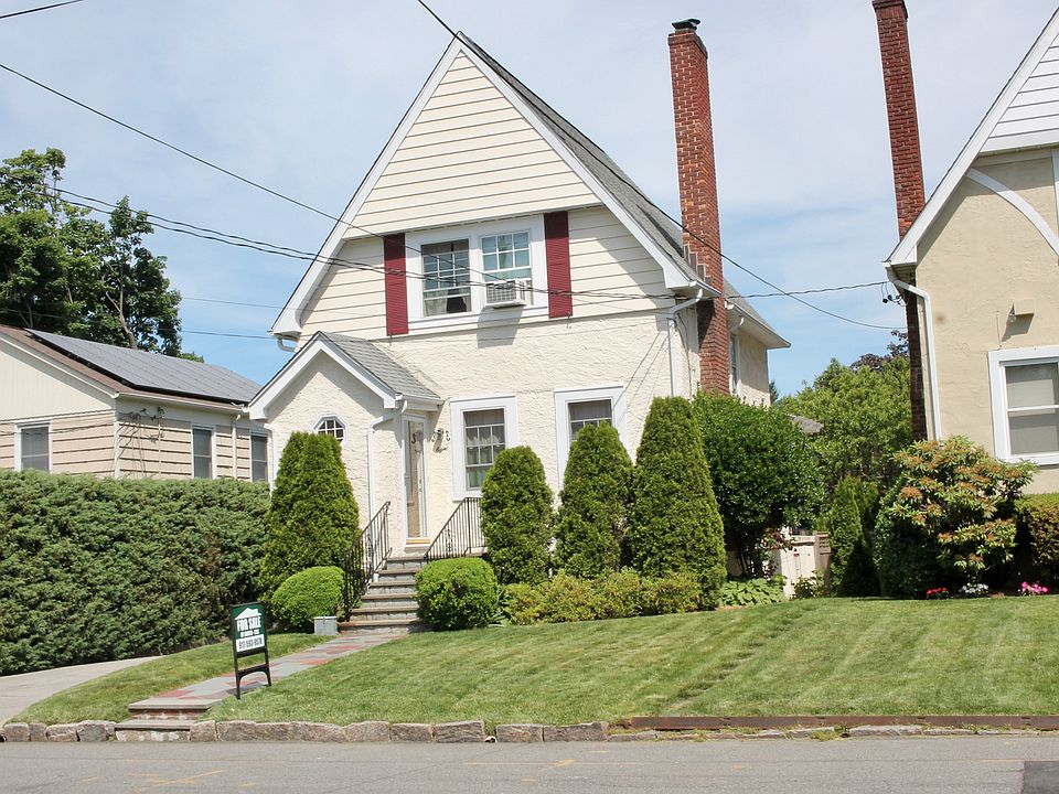 1st image of 8 Cauldwell St