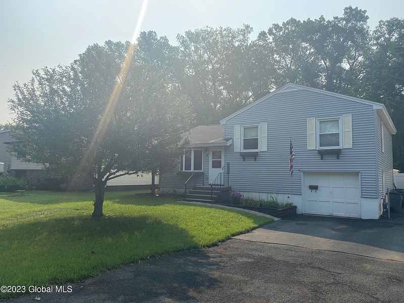3rd image of 14 Laurendale Street