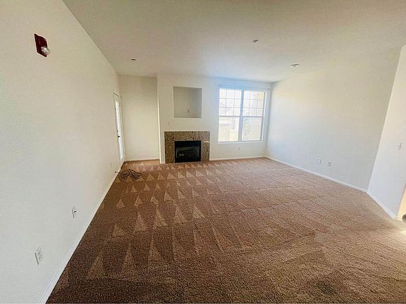 4th image of 5855 Valley Dr Unit 2135
