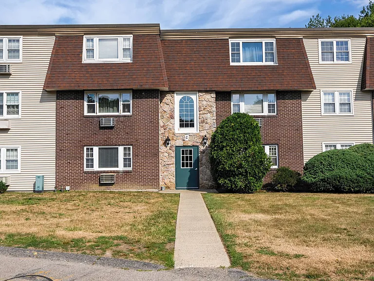 180 Main St #C55 — Photo 1
