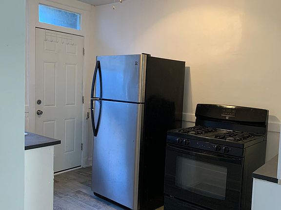 4th image of 1004 E 43rd St #2W