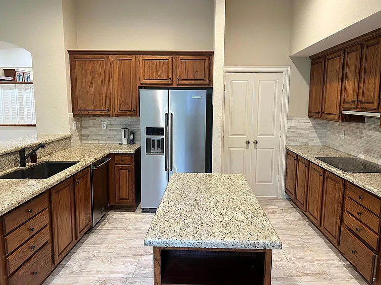 110 S Mill Trace Dr — Photo 22