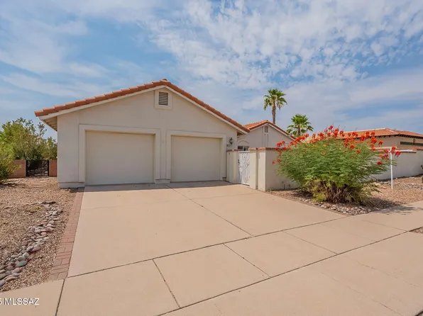 211 W Paseo Recortado, Green Valley, AZ 85614
