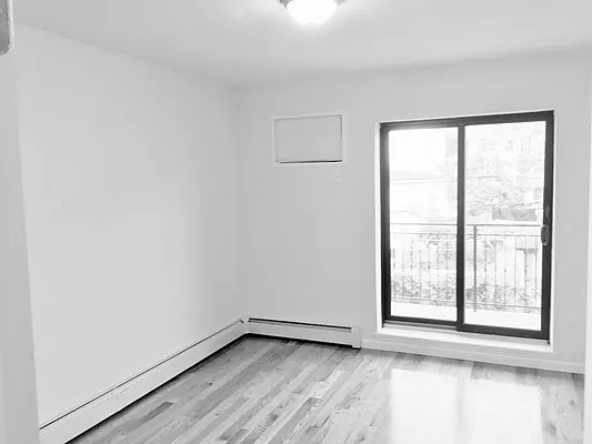 Rented by Remax Real Estate Professionals | media 6