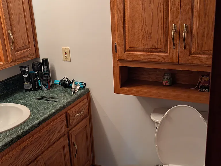 2408 Dillman St — Photo 6
