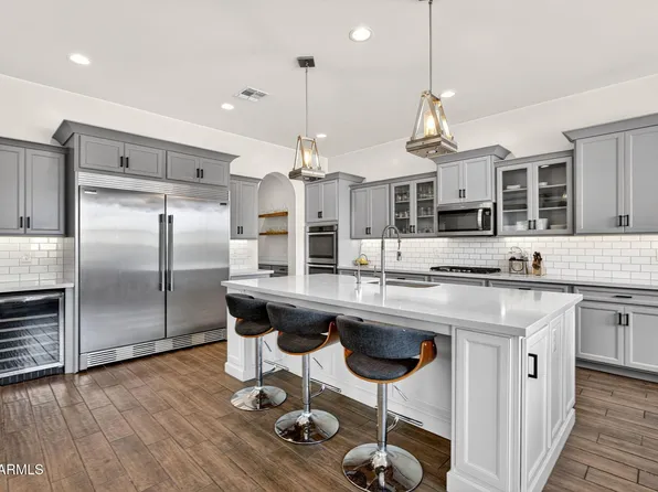 3530 E AQUARIUS Place, Chandler, AZ 85249