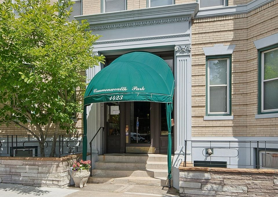1st image of 1423 Commonwealth Ave APT 503