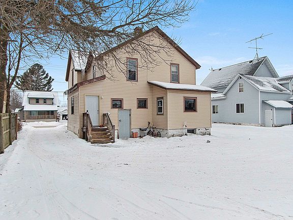 2nd image of 415 Edison St