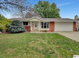 600 Leavitt Ln, Lincoln, NE 68510