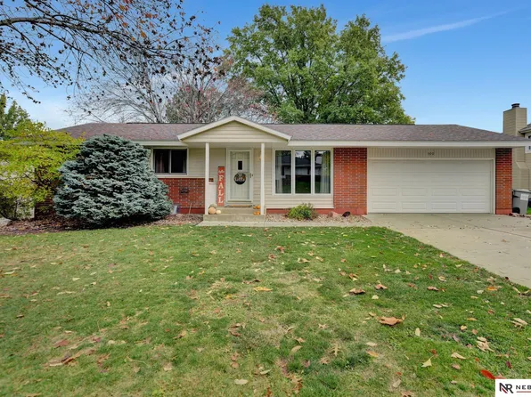 600 Leavitt Ln, Lincoln, NE 68510