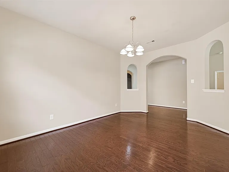 111 Pheasant Run Dr — Photo 8