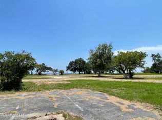 122 Beach Blvd, Long Beach, MS 39560