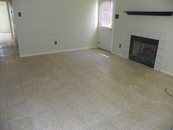 4th image of 509.511 E Texas Ave #509