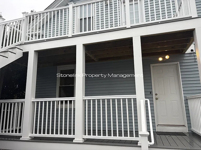 124 Leo Ave — Photo 20