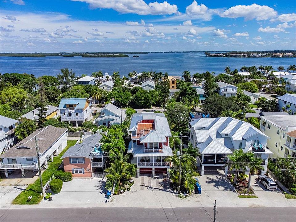 2209 Avenue C, Bradenton Beach, FL 34217 | MLS #A4581445 | Zillow