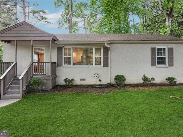 2586 Valley Stream Dr, Atlanta, GA 30360