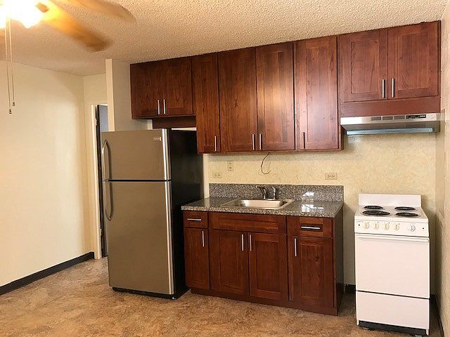 1st image of 1038 Spencer St APT 202