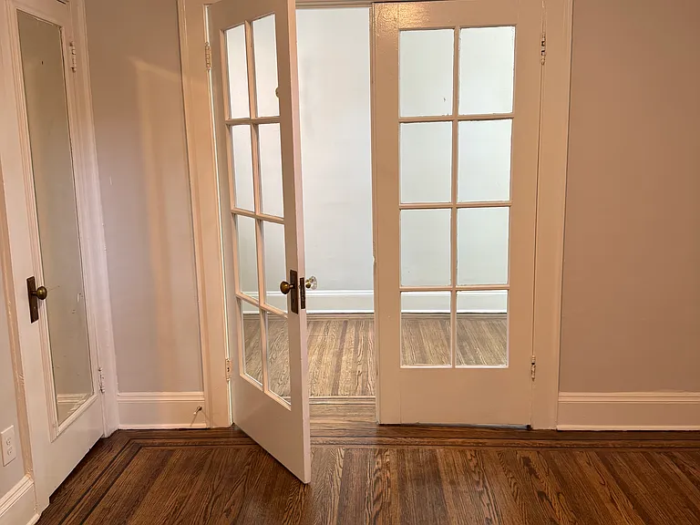 2115 Speed Ave #4 — Photo 16