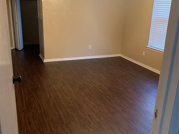5th image of 536 Stallion Ln